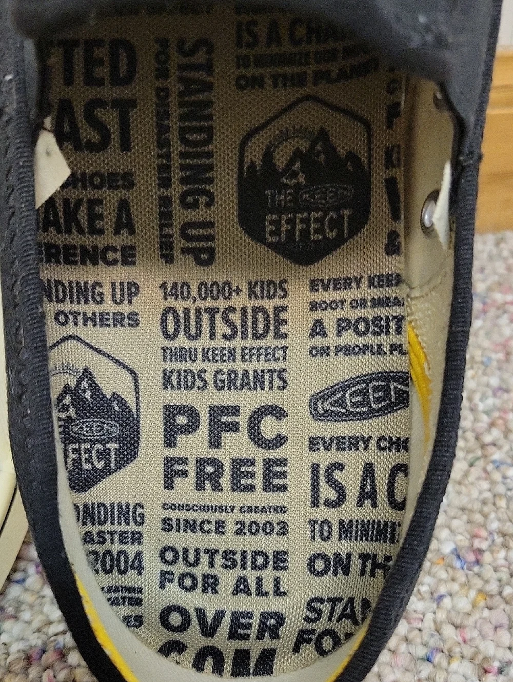 KEEN Men’s Eldon Slip-On Canvas Shoes in Black/Cream Sz 14. Summer Outdoor